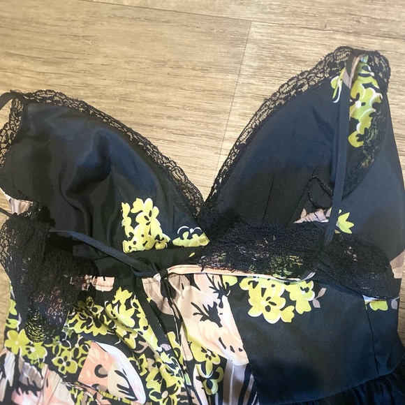 Charlotte Russe Satin Halter Dress - Picture 13 of 13